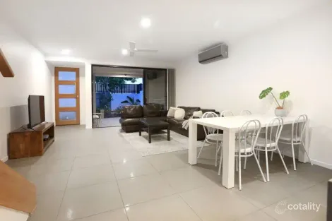 Property photo of 25 The Crestway Robina QLD 4226