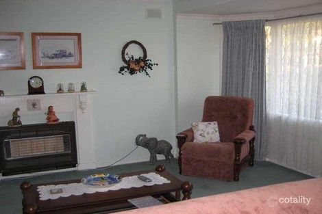 Property photo of 27 Woodlands Road Elizabeth Downs SA 5113