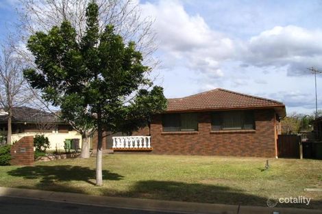 31 Bowerbird Cres, St Clair, NSW 2759