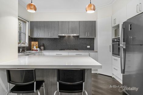 Property photo of 9 Guildford Drive Doncaster East VIC 3109