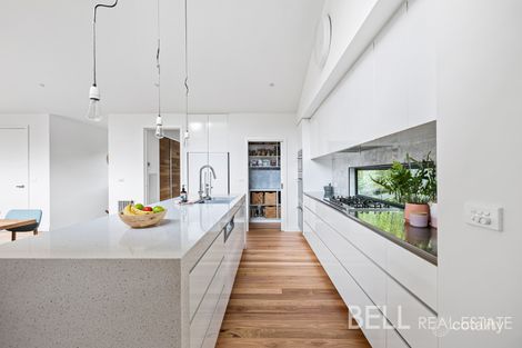 Property photo of 15 Thompson Road Upwey VIC 3158