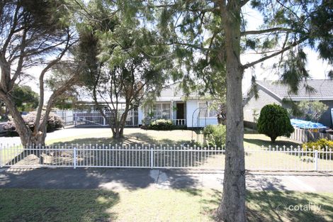 1 Dew St, Whittington, VIC 3219