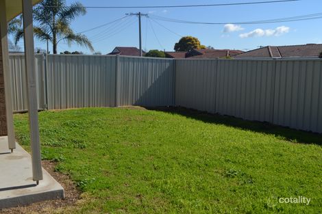 Property photo of 1/1 Lachlan Court West Wodonga VIC 3690