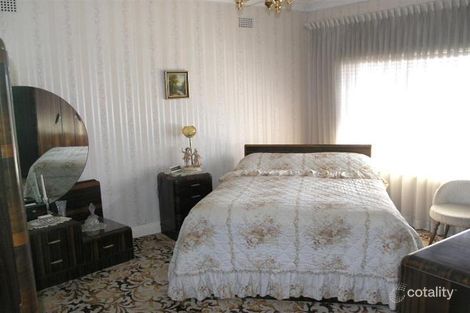 Property photo of 188 Juno Parade Greenacre NSW 2190