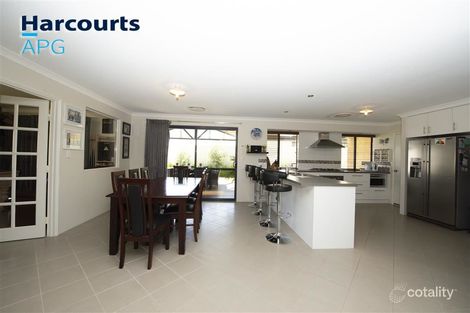 Property photo of 21 Hoskins Way Australind WA 6233