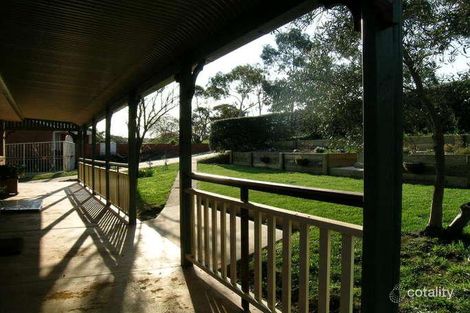 Property photo of 52 Tallara Parkway Narrabundah ACT 2604