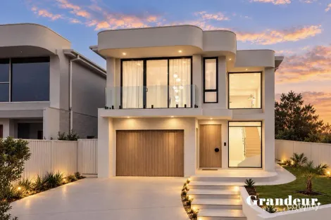 2 Lyra Pl, Hinchinbrook, NSW 2168
