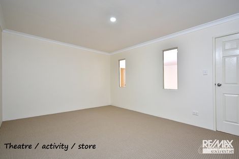 Property photo of 43 Kurrajong Boulevard Banksia Grove WA 6031