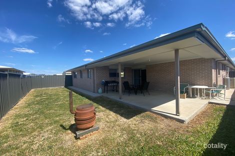 Property photo of 2/14 Hurse Street Chinchilla QLD 4413