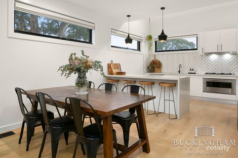 Property photo of 7 Barrel Rise Eltham VIC 3095