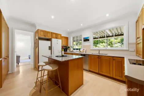 Property photo of 4 Kew Close Belrose NSW 2085