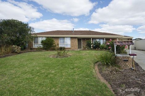 2 Hopkins Ct, Woodcroft, SA 5162