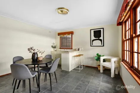 Property photo of 3 Ash Grove Oak Park VIC 3046