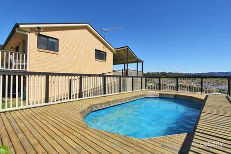 Property photo of 6 Chaplin Place Albion Park NSW 2527