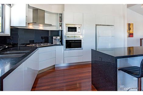 Property photo of 19 Palmer Avenue Ocean Shores NSW 2483