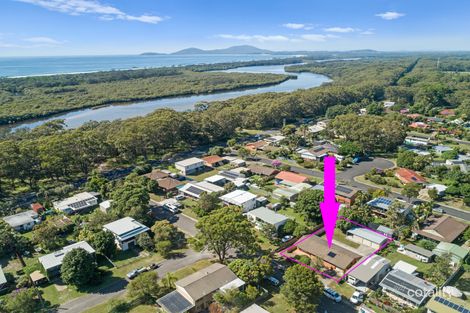 7 Thirteenth Ave, Stuarts Point, NSW 2441