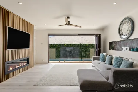 Property photo of 6 Cable Crescent Mountain Creek QLD 4557
