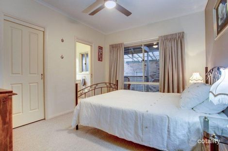 Property photo of 2/66 Tulip Crescent Boronia VIC 3155