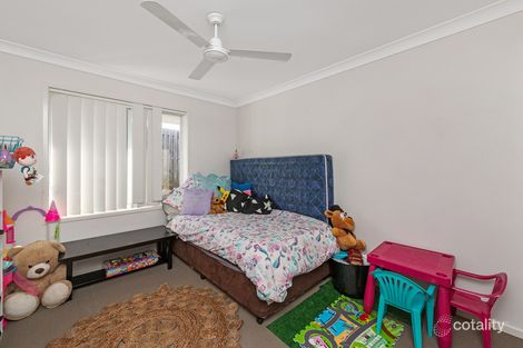 Property photo of 7 John Crescent Pimpama QLD 4209