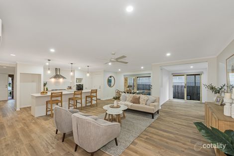 Property photo of 3 Whiptail Court Cashmere QLD 4500