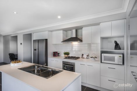 Property photo of 463 Gainsborough Drive Pimpama QLD 4209