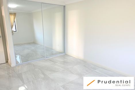 Property photo of 32 Fenton Crescent Minto NSW 2566