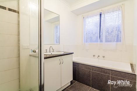 Property photo of 18 Baltic Way Cranbourne West VIC 3977