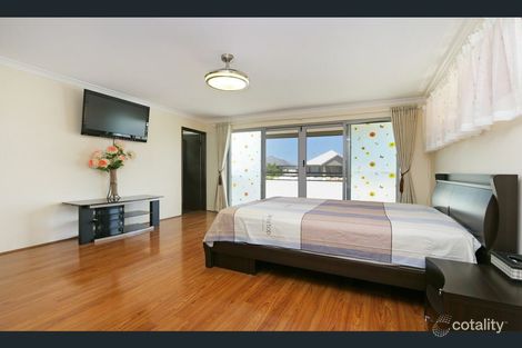 Property photo of 19 Fulbrooke Loop Canning Vale WA 6155