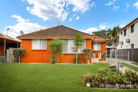 8 Glenlea St, Canley Heights, NSW 2166