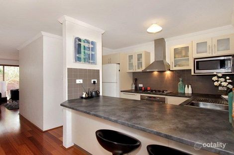 30/2 Wall St, Maylands, WA 6051