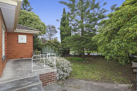 Property photo of 5 Elizabeth Court Reservoir VIC 3073