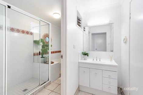 Property photo of 13 Kinnon Street Glenella QLD 4740