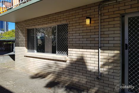 Property photo of 2/19 Weemala Street Surfers Paradise QLD 4217
