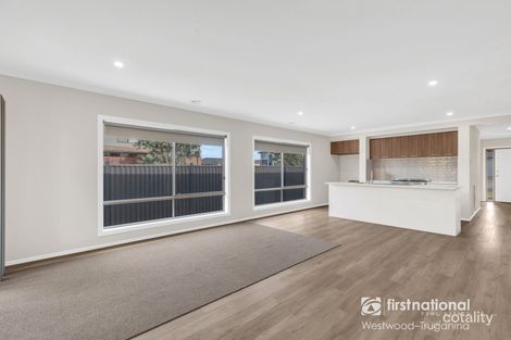 Property photo of 33 Wagner Drive Werribee VIC 3030
