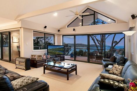 Property photo of 19A Fairscene Crescent Avoca Beach NSW 2251