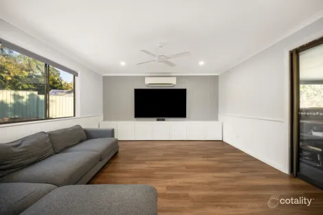 Property photo of 14 Warren Crescent Deception Bay QLD 4508