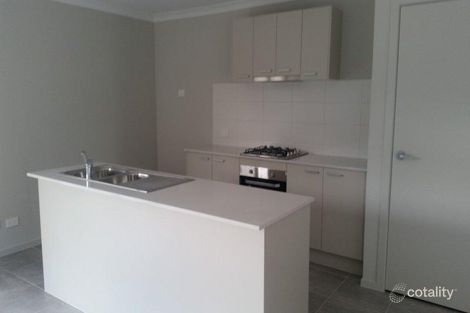 Property photo of 13 Symbester Crescent Eaglehawk VIC 3556