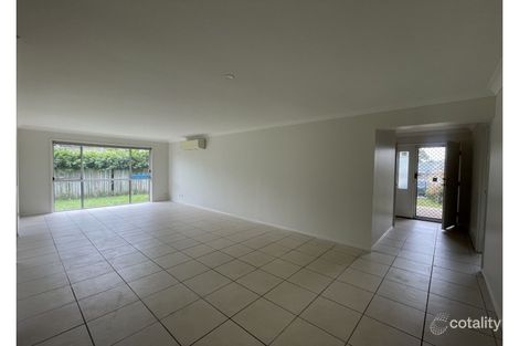 Property photo of 5 Ella Court Marsden QLD 4132