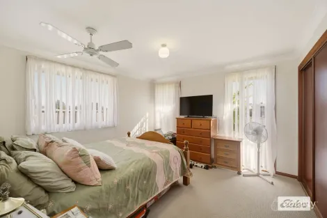 Property photo of 2/12 Samantha Close Taree NSW 2430