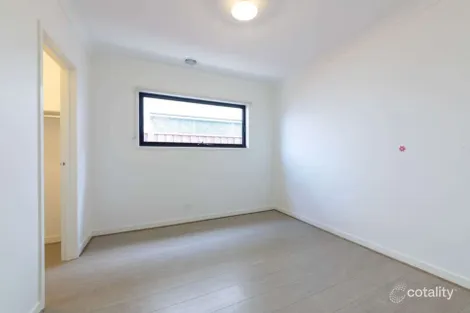 Property photo of 6 Topper Street Werribee VIC 3030