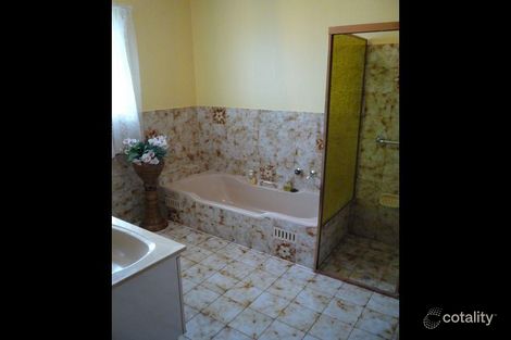 Property photo of 2 Heath Court Felixstow SA 5070