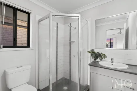 Property photo of 11 Myrtle Avenue Ormeau QLD 4208