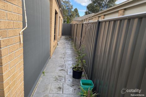 32 Merrowland Ave, Cranbourne North, VIC 3977