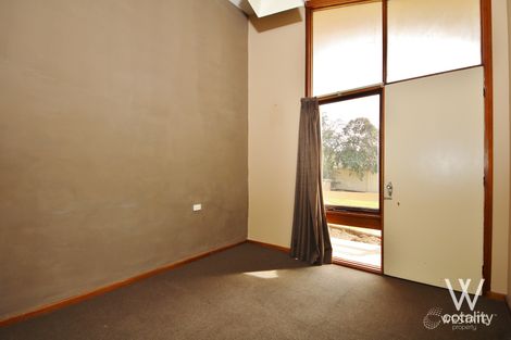 Property photo of 7 Ross Place Mitchell NSW 2795