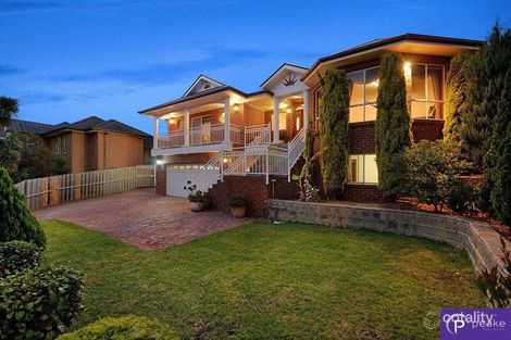 Property photo of 24 Fairholme Boulevard Berwick VIC 3806