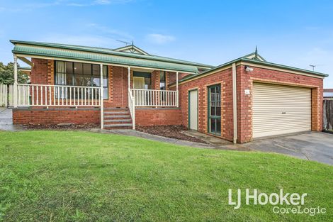 Property photo of 5 Taree Close Pakenham VIC 3810