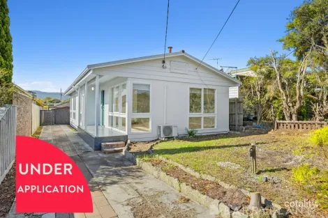 Property photo of 141 Eighth Avenue Rosebud VIC 3939