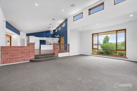 Property photo of 27 Drummond Circuit Hayborough SA 5211