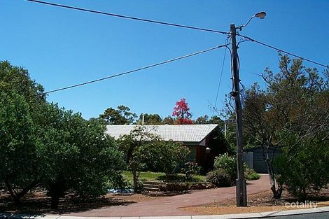 Property photo of 2 Glen Road Lesmurdie WA 6076
