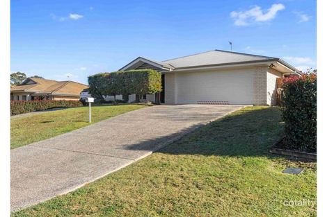 76 FAIRWAY DR, GYMPIE, QLD 4570